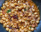 A picture of step 3 of Lahori Chickad Chole curry.
