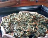 Foto del paso 5 de la receta: Tarta de acelga con masa casera de harina integral