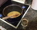 Foto del paso 5 de la receta: Alcachofas con bechamel de su propio  jugo