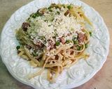Φωτογραφία βήματος 12 της συνταγής Spaghetti με αρακά, χωριάτικο λουκάνικο και κρέμα γάλακτος