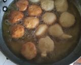 A picture of step 4 of Mandazi.