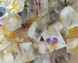 Foto del passaggio 2 della ricetta Ghiaccioli fioriti