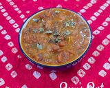 A picture of step 5 of Rajma Chitra White Masala.