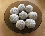 Banános golyók recept fázis 6 fotója