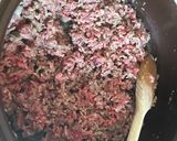 A picture of step 2 of Spaghetti Bolognese.