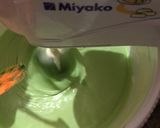 Foto langkah ke 2 dari resep Pandan Soft Cake.