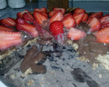 Foto del paso 2 de la receta: Tarta de frutillas y crema de cacao amargo!!!