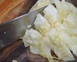 Foto del paso 1 de la receta: Sopa de repollo con crutones