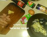 Foto langkah ke 1 dari resep Tumis Sosis Orak - Arik Simpel #SelasaBisa.