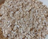 A picture of step 1 of Healthy Oatmeal.