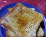 A picture of step 4 of Blueberry French Toast.