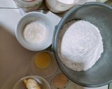 Foto langkah ke 1 dari resep 1.003. Ombre Japanese Milk Bread.