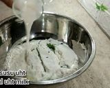 Foto langkah ke 2 dari resep Kue Cubit Daun Kelor.