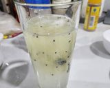 Foto langkah ke 5 dari resep 192. Es Nanas Lemon dan Air Kelapa Muda.