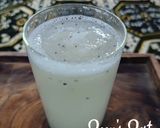 A picture of step 3 of Sun Melon Juice with Basil Seeds.