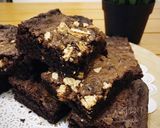 Foto langkah ke 9 dari resep Fudgy Brownies.