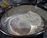 Foto langkah ke 1 dari resep Roti tilam lembut.