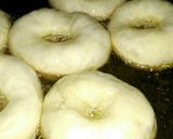 Foto langkah ke 6 dari resep 6. Donat Empuk Irit Eggless Tanpa Ulen.