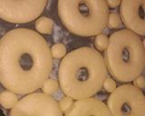 A picture of step 3 of Eggless Doughnut.