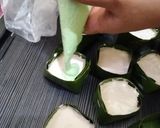 Foto langkah ke 4 dari resep Bolu Kukus Mekar dalam Takir.