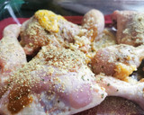 Foto del paso 1 de la receta: Pollo con papas con salsa BBQ