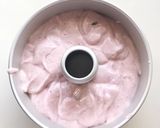Foto langkah ke 14 dari resep Blueberry Cheese Chiffon Cake.