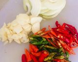 Foto langkah ke 2 dari resep Tumis ati kentang.
