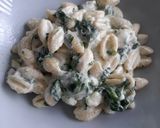 Une image de l'étape 3 de Gnocchetti sardi, gorgonzola, épinards.