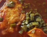 Foto del paso 7 de la receta: Caldillo de nopales con tortas de camarón