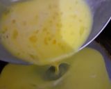 A picture of step 2 of Anday ka halwa.
