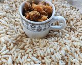 A picture of step 1 of Murmura ka laddu.