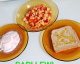 Foto del paso 1 de la receta: Yogur, rebanada de pan con aceite y nectarina