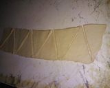 Foto del paso 4 de la receta: Medialunas de manteca (como las de panadería)
