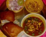 A picture of step 4 of Misal Pav.