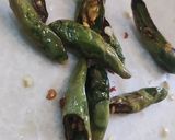 A picture of step 1 of Green chili fry with curd.