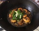 Foto langkah ke 4 dari resep Udang Saos Mentega.
