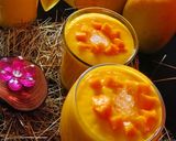 A picture of step 4 of Almond Mango Milkshake.