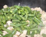 Foto del paso 3 de la receta: Guisado Mexicano Pollo con ejotes y espinacas