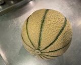 Une image de l'étape 1 de Roulés apéros au melon, jambon cru et roquefort.
