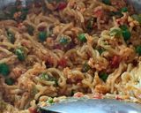 A picture of step 4 of Egg noodles.
