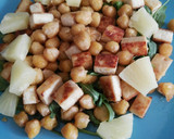 Foto del paso 8 de la receta: Ensalada de garbanzos, tofu y piña