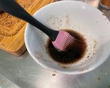 Une image de l'étape 3 de Tapas de porc laqué mariné aux épices.