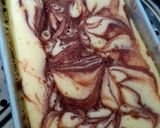 Foto langkah ke 5 dari resep Bolu Kukus Marmer (20x10cm).