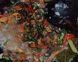 Foto langkah ke 3 dari resep Tumis Kerang.