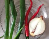 Foto langkah ke 2 dari resep Cumi Asam Manis Pedas.