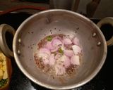 A picture of step 2 of Aloo mater dry veg masala.