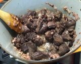 Une image de l'étape 4 de Civet de chevreuil aux carottes et cranberries.