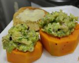 Foto del paso 7 de la receta: Calabaza🎃rellena🥑de ensalada cremosa🥛de pollo🍗y aguacate🥙