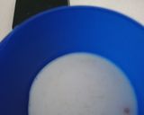 A picture of step 4 of Mylees sweet grey milk.