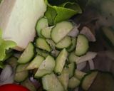Pas rețetă Salata de Roșii cu Brânză🍅🥒🧅🍞🧂 2 fotografie